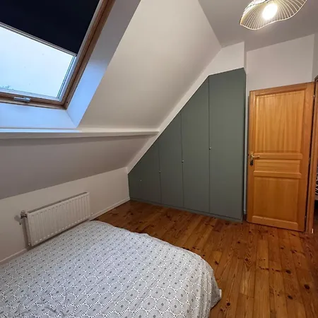 Stylish Family House - 6 Bedrooms *