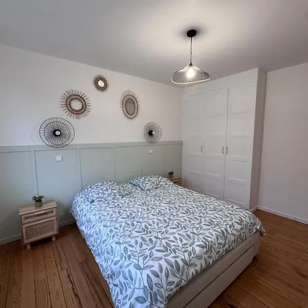 Stylish Family House - 6 Bedrooms Calais