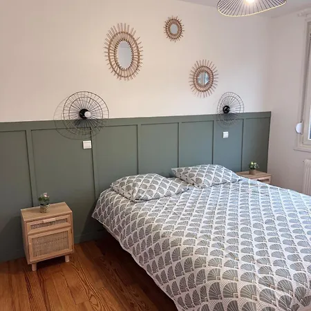 펜션 Stylish Family House - 6 Bedrooms 칼라이스